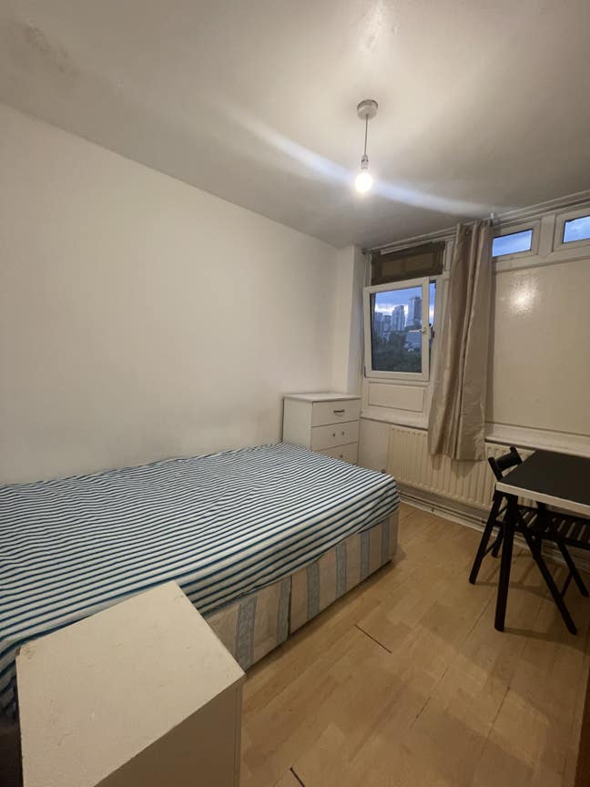 Nice Double Room near at Canary Wharf/Crossharbour Main Photo