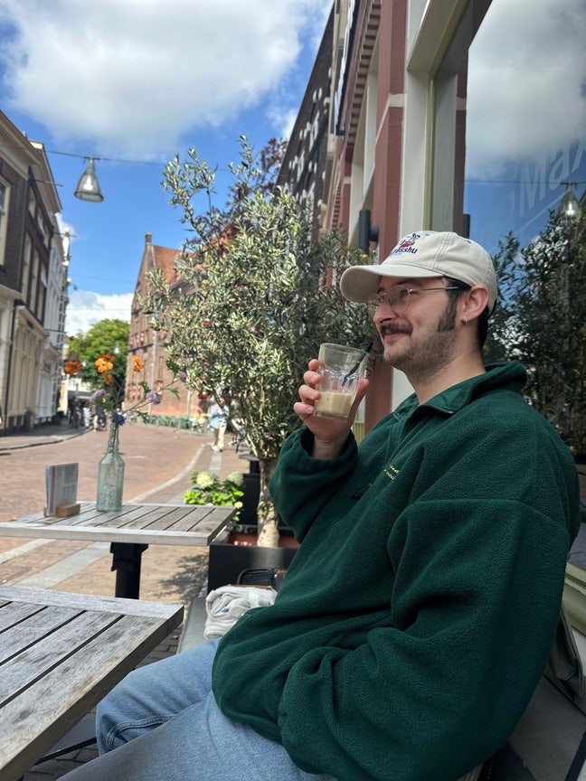 29yo  looking for a nice and peaceful home Main Photo