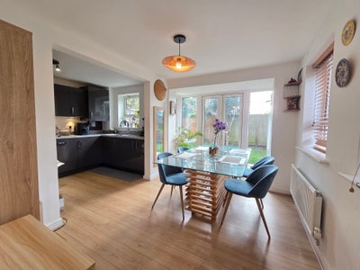 Modern Part-Furnished Semi-Detached 3-Bedroom Hs Main Photo