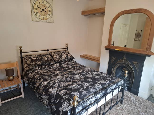 Central Location for  This Professional Let Main Photo