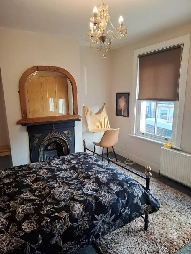 Central Location for  This Professional Let Main Photo