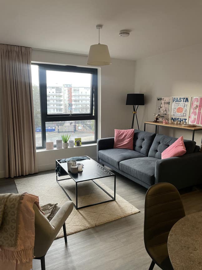 Double Room in 2-Bed Apartment – Available 22nd Fe Main Photo