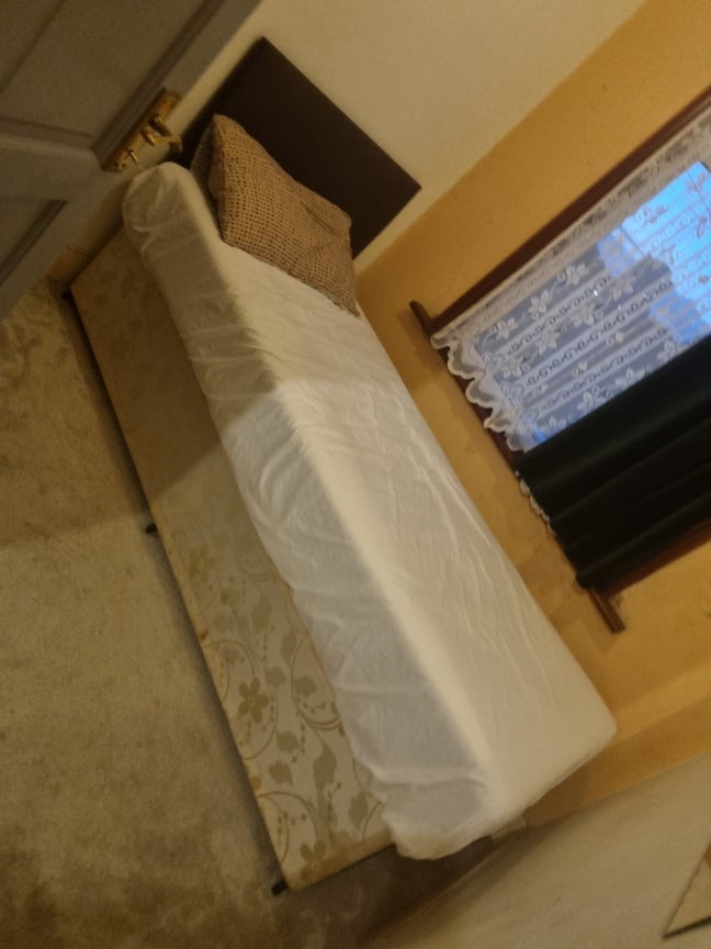 Single Room  Main Photo