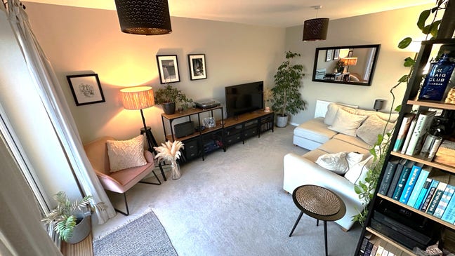 Bright Large Double Room in Modern Flat w/ Bathroo Main Photo