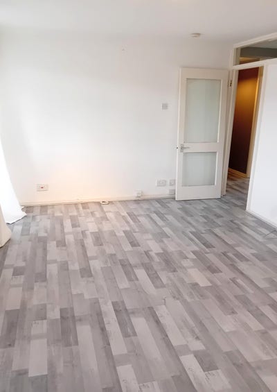 Two bed flat, Orpington, &pound;900 PCM Including Counci Main Photo