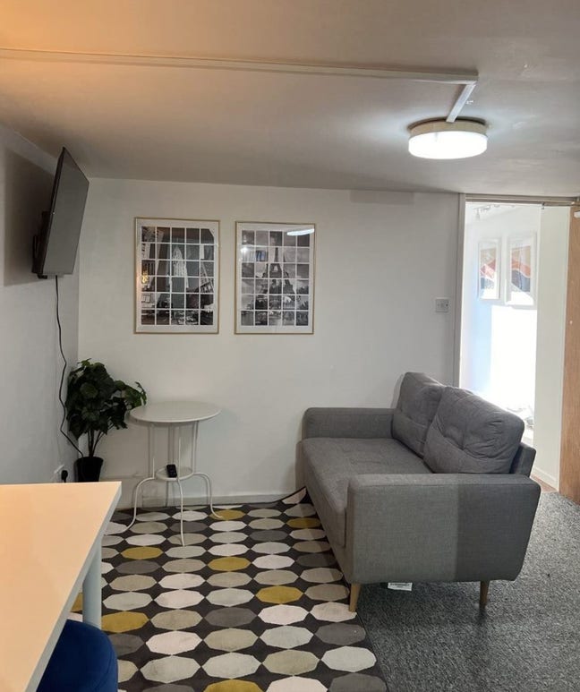 Double Ensuite Room in Shared house  Main Photo