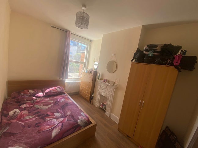 Double room in Tooting - zero deposit  Main Photo