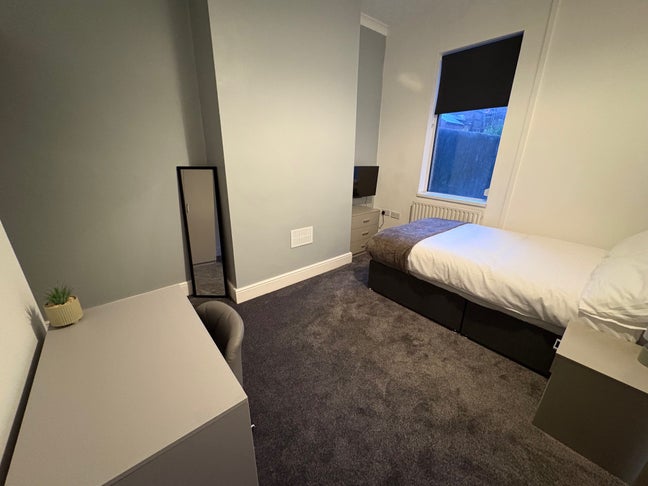 New renovated rooms available NOW! Main Photo