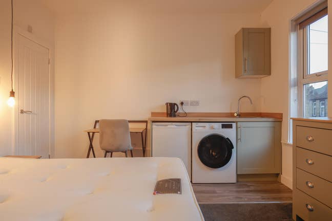 Impeccable Studio in Central PE1 - Huntly Grove 🤩 Main Photo