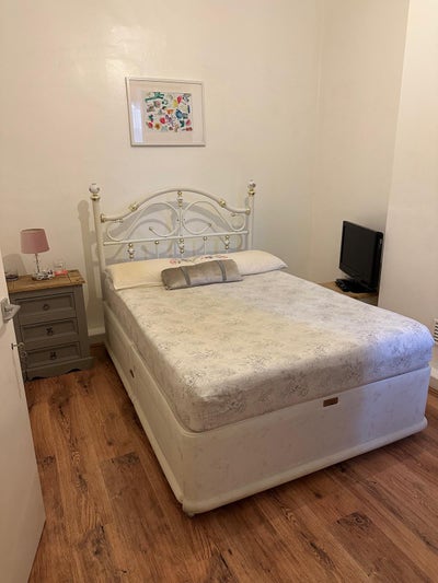 Short term  let with a private bathroom in Clapham Main Photo