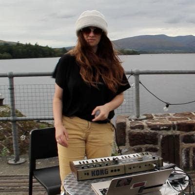 Professional looking for a place to rent Main Photo