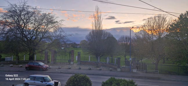 Shere house  Main Photo