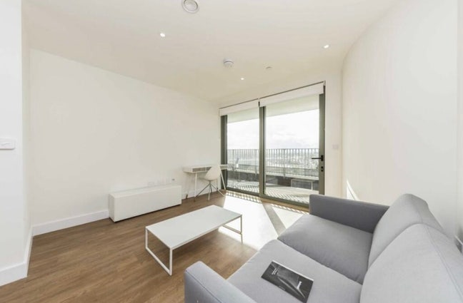 1 Bed apartment to Rent near Old Oak common Lane Main Photo