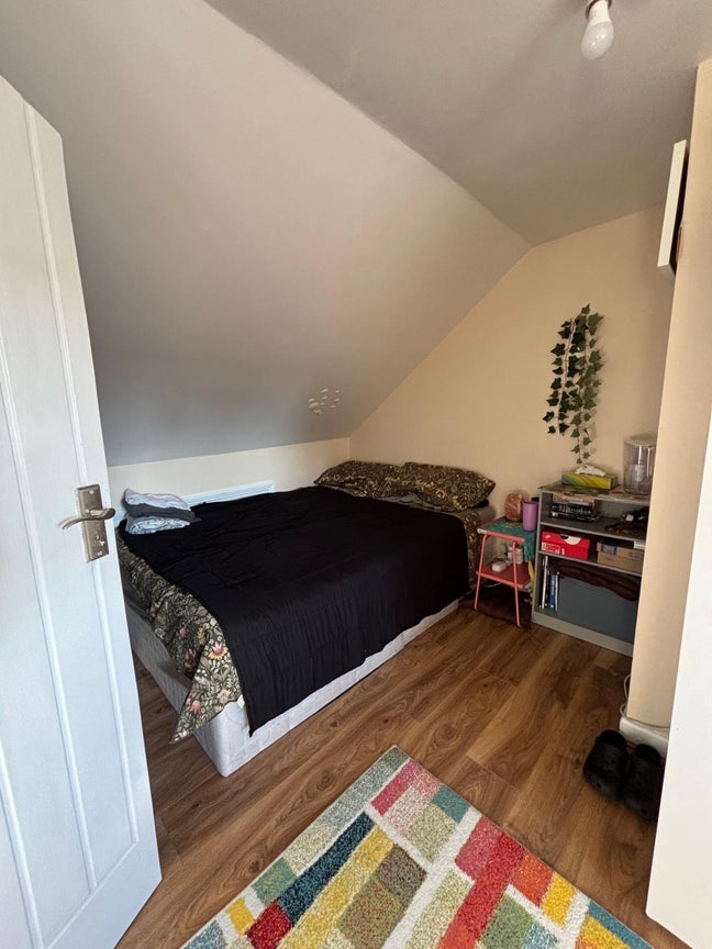 Double Ensuite - Willesden Main Photo