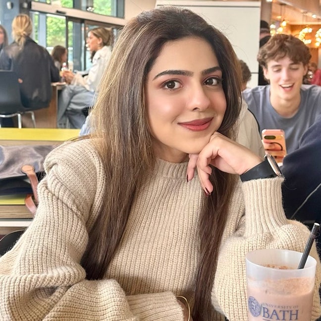 24 year old Female seeks a single or double room Main Photo