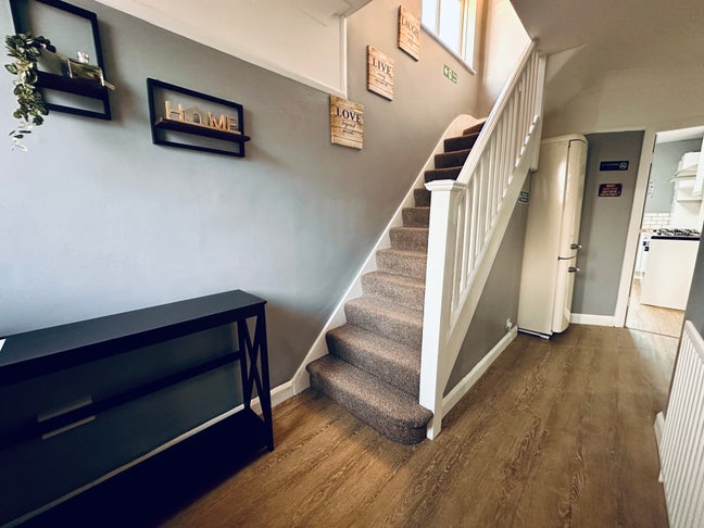 Newly Refurbished shared house in Dollis Hill Main Photo