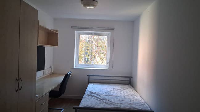 Student Room Available – Canalside, Birmingham! Main Photo