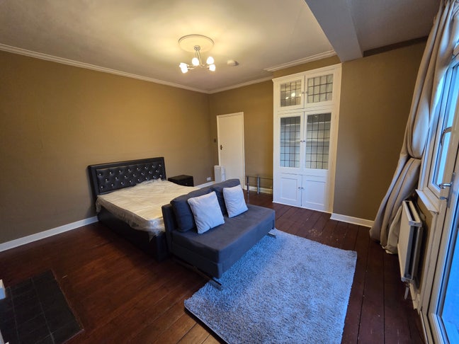 Herne Hill, London Main Photo