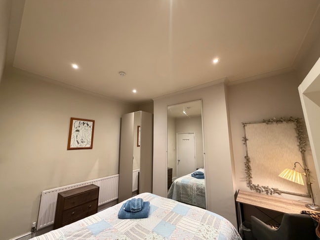  ASAP Double Room in Peaceful home Main Photo