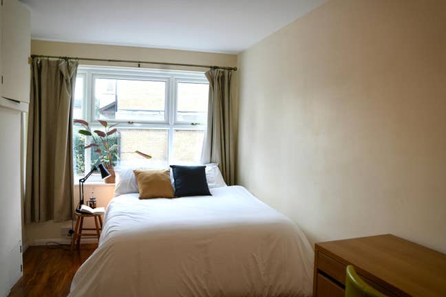 Detached House + Garden | London Bridge Area! Main Photo