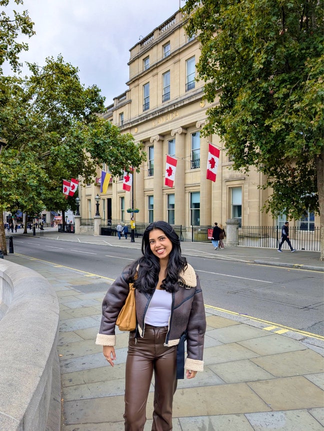 Friendly Flatmate Seeking Room in Zone 1! Main Photo