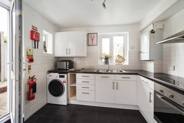 ✨ 3 Modern Rooms | Bills Inc | Haringey Main Photo