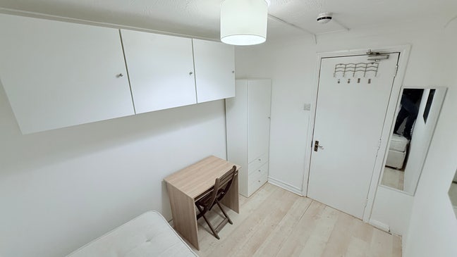 Single Clean room to rent near Hatfield Asda Main Photo