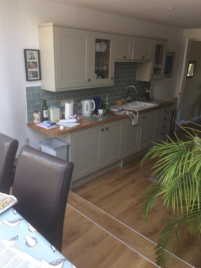 Single room in beautiful house Main Photo