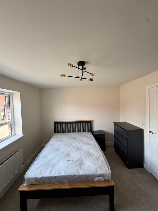 2 Double Room, Cringleford Heights Main Photo