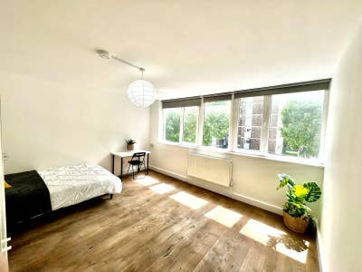 XXL Room – Primrose Hill / Regent’s Park  Main Photo