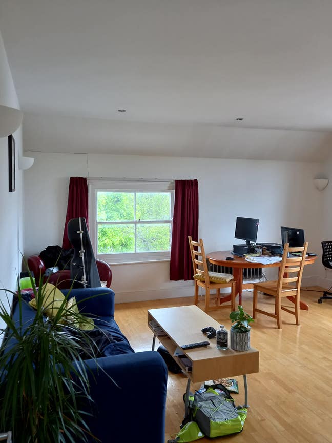 Queens Park Double Room Main Photo