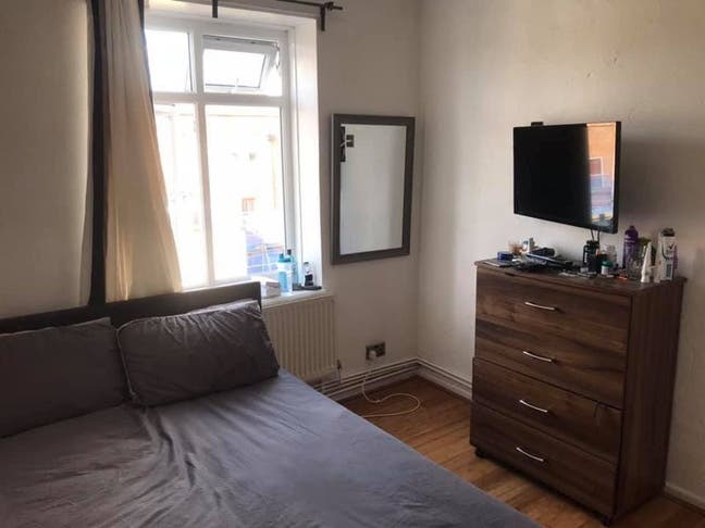 Double Room Next To Kingston University (100) Main Photo