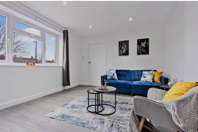 Double room for rent including bills  Main Photo