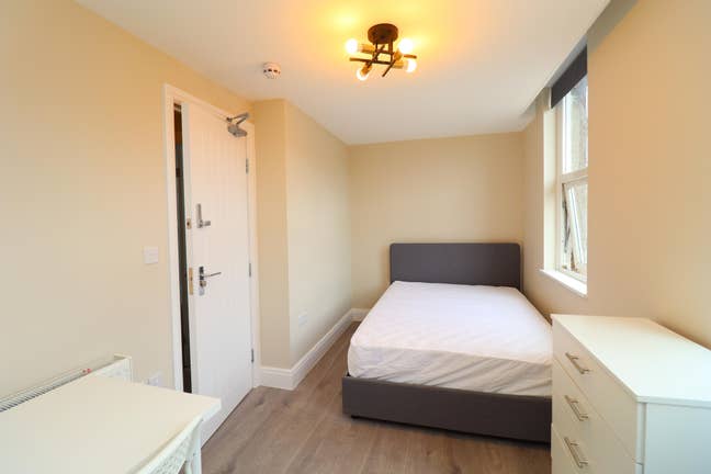  Bermondsey -Room + En-Suite Main Photo