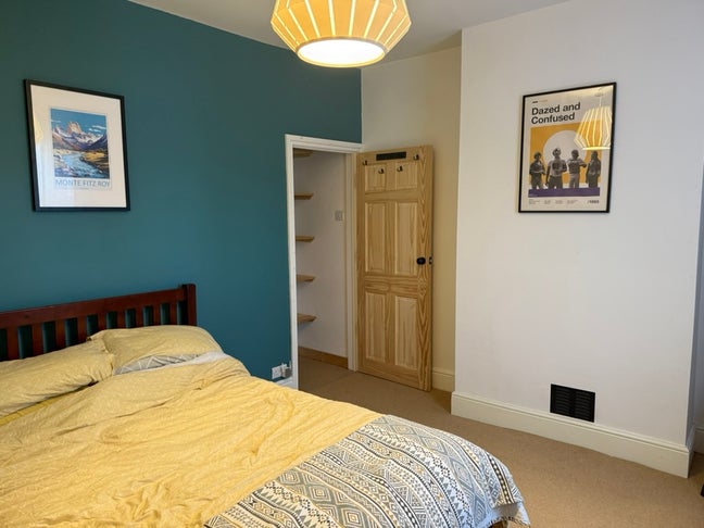 Double Bedroom in a 2 Bed House, Great Area! Main Photo