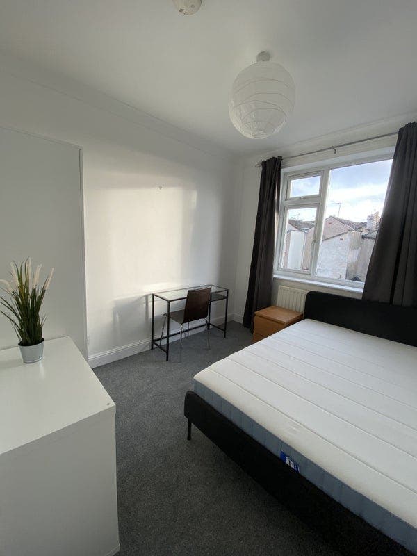 2 Double Bed Rooms, Furnished - St. George Park Main Photo