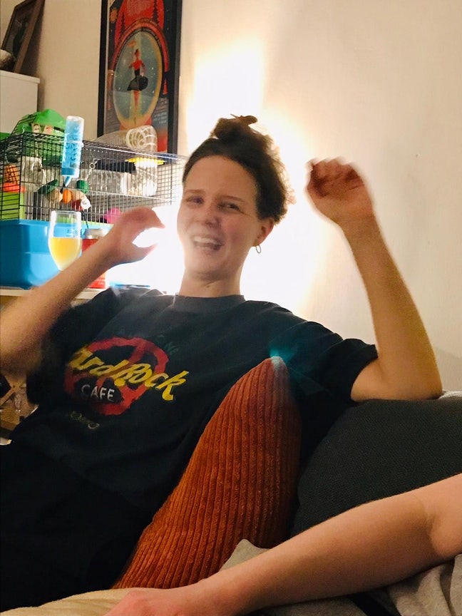 Looking for a room  Main Photo