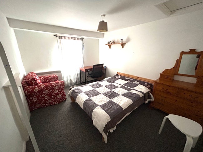 Room for rent in city centre Main Photo