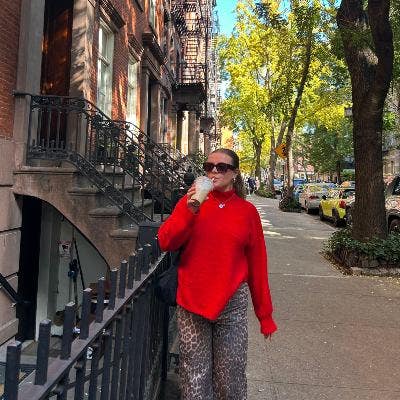 25 year old looking to buddy up  Main Photo