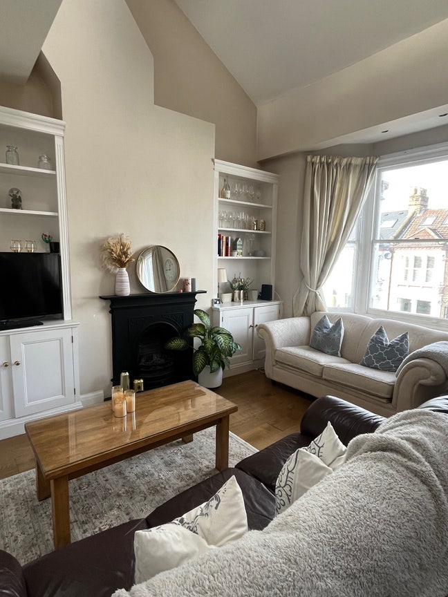 Double room in Clapham Common Main Photo