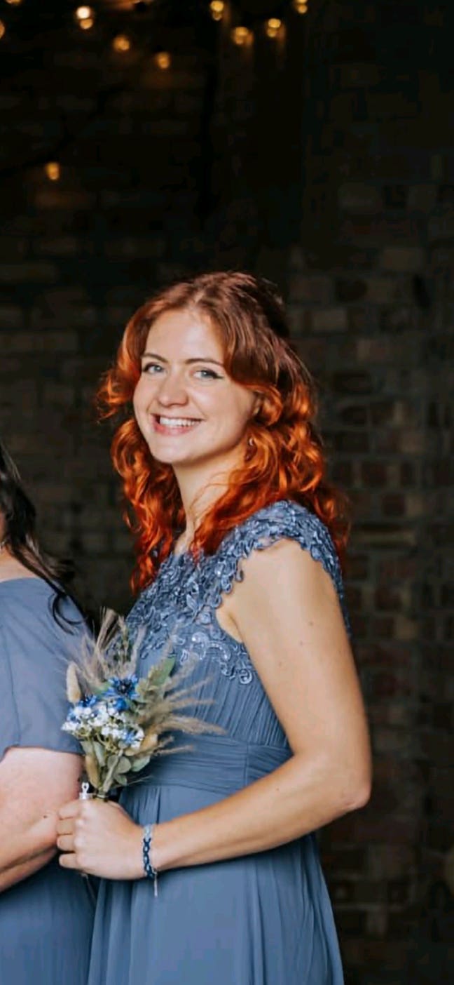 Seeking nice double room for working professional  Main Photo