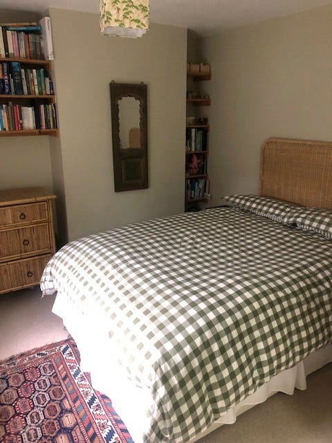 Beautiful and convenient weekday home from home Main Photo