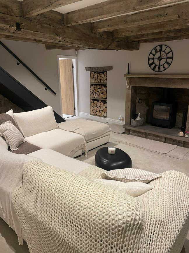 Professional House Share Cottingley Main Photo