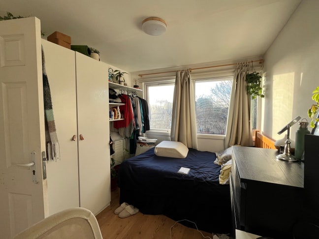 Double Bedroom in 2-bed flat- ALL BILLS inc. Main Photo