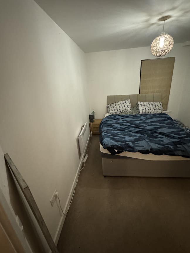 Leeds Ensuite double bed room  Main Photo
