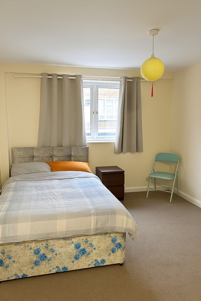 Short-Term Room Available - No deposit Main Photo