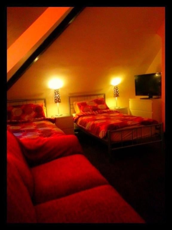 Ensuite Rooms & Flats – 3 mins Coventry City Centr Main Photo