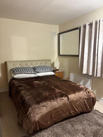 Small Double Furnished Room Main Photo