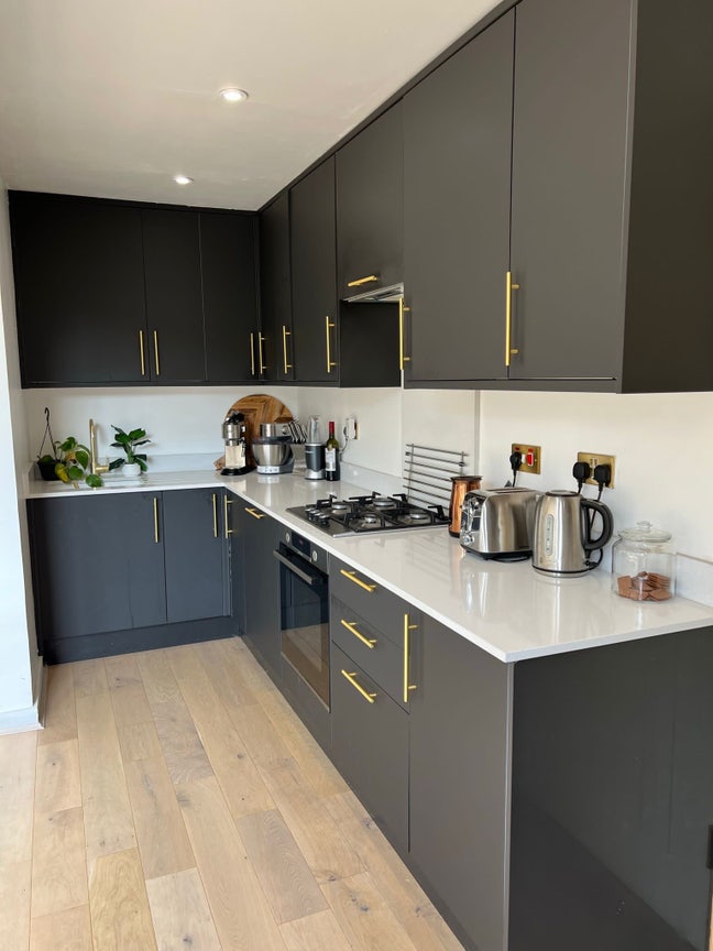 Double Room Available in Garden Flat! Main Photo