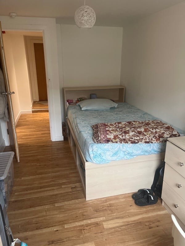 Furnished Clifton Room - Clean, Friendly Flat Main Photo